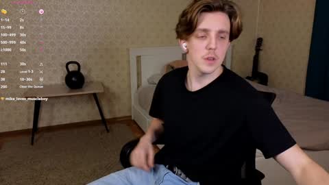 Oliver Evans online show from December 16, 12:37 am