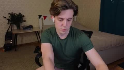 Oliver Evans online show from February 22, 12:27 am