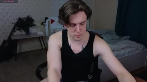 Oliver Evans online show from April 21, 3:46 am