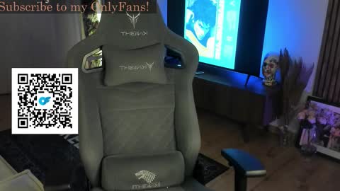 oliverrgroove online show from October 30, 4:36 am