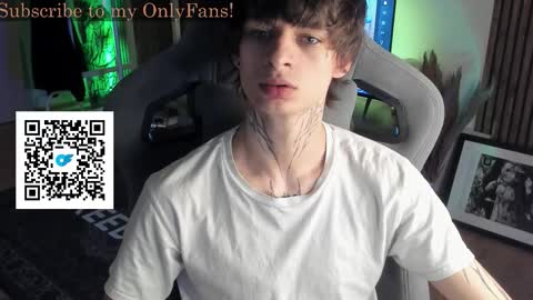 oliverrgroove online show from November 14, 2:05 pm