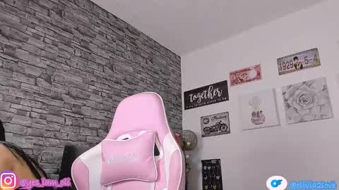 Snapshot of olivia22love chatting on September 23, 12:41 pm ..................................... 500 am- 1200 pm GMT-5 online show from September 23, 12:41 pm