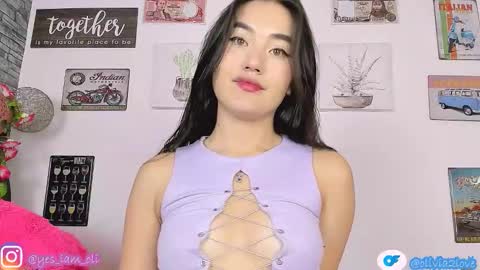 Snapshot of olivia22love chatting on October 14, 12:50 pm ..................................... 500 am- 1200 pm GMT-5 online show from October 14, 12:50 pm