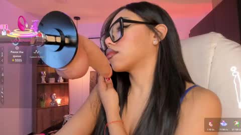 Olivia online show from February 21, 4:18 am