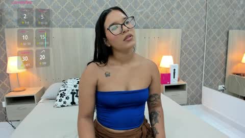 Snapshot of olivia_carballo chatting on April 12, 7:30 pm Olivia online show from April 12, 7:30 pm