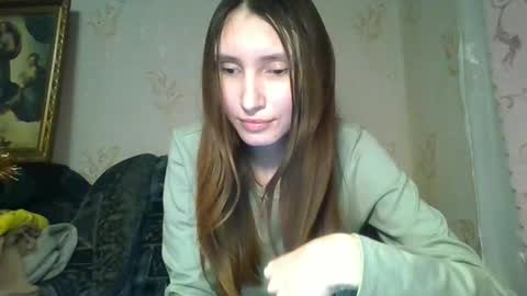 Snapshot of olivia_dream1 chatting on December 18, 8:25 pm Olivia online show from December 18, 8:25 pm