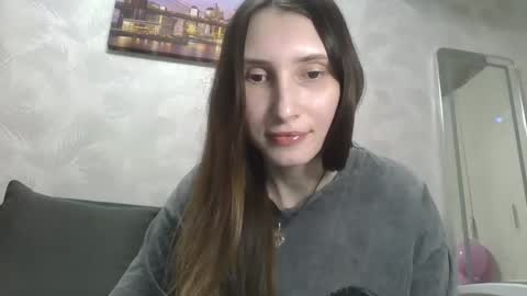 Snapshot of olivia_dream1 chatting on March 3, 10:42 pm Olivia online show from March 3, 10:42 pm