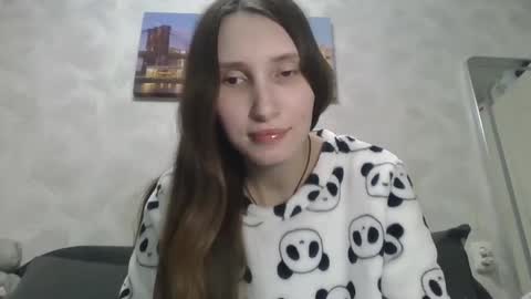 Snapshot of olivia_dream1 chatting on October 19, 9:37 pm Olivia online show from October 19, 9:37 pm