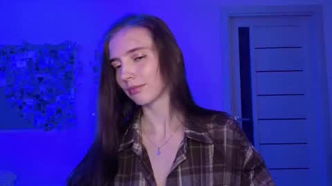 Snapshot of olivia_lily chatting on March 26, 8:14 pm olivia_lily online show from March 26, 8:14 pm