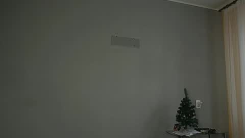 Olivia online show from February 13, 12:45 pm