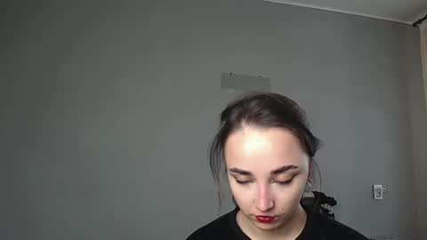 Olivia online show from April 29, 1:48 pm