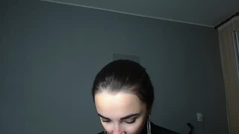 Snapshot of olivia_oliv chatting on May 31, 7:04 pm Olivia online show from May 31, 7:04 pm