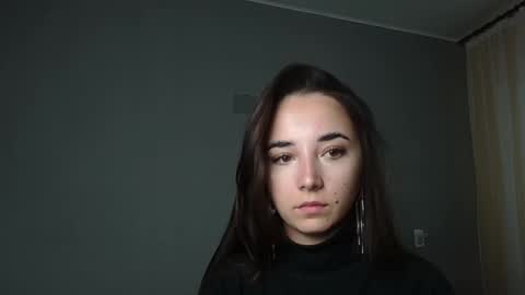 Snapshot of olivia_oliv chatting on June 3, 11:02 am Olivia online show from June 3, 11:02 am
