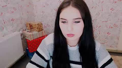 Snapshot of olivia_red_ chatting on February 19, 3:49 pm Olivia online show from February 19, 3:49 pm