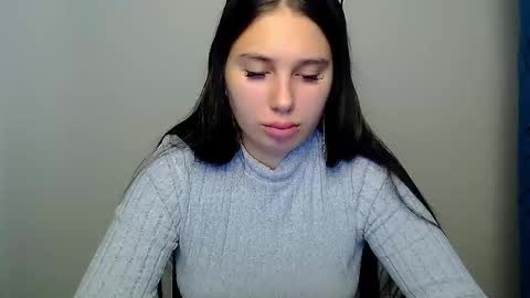 Snapshot of olivia_red_ chatting on October 8, 4:21 am Olivia online show from October 8, 4:21 am