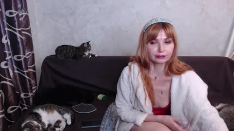 Snapshot of olivia_redd chatting on September 9, 8:08 pm Olivia online show from September 9, 8:08 pm