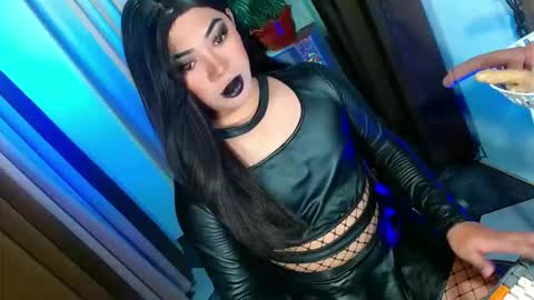 Miss OLIVIA online show from September 19, 9:11 am