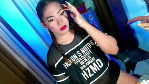 Miss OLIVIA online show from September 20, 8:15 am