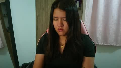 Olivia online show from April 8, 12:27 pm