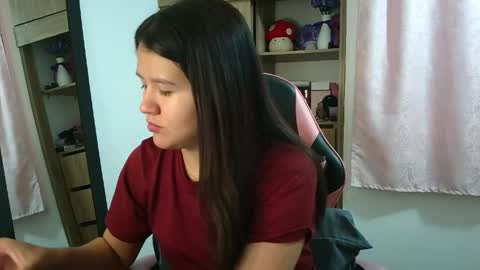 Olivia online show from April 22, 12:18 pm