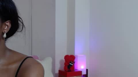 My name is olivia but can you call me Oli online show from February 3, 10:43 pm