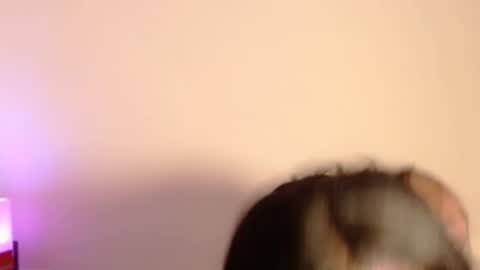 My name is olivia but can you call me Oli online show from February 8, 5:08 pm