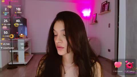 Olivia Bram online show from May 16, 9:02 pm