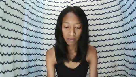 oliviah27 online show from November 24, 8:25 am