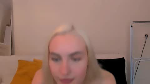 oliviaBeauty online show from October 21, 7:14 pm