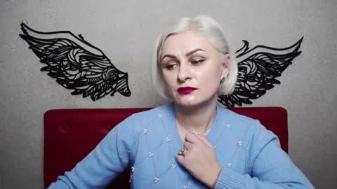 OliviaHorst online show from February 8, 9:13 am