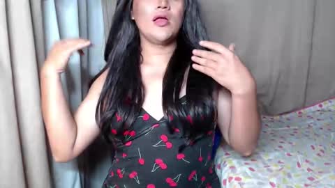 oliviahot22 online show from February 15, 7:51 am