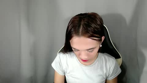 Snapshot of olivianiczxasshieerrraa6 chatting on September 23, 5:27 pm NICOLE online show from September 23, 5:27 pm