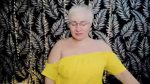 Kelly online show from March 30, 10:16 am