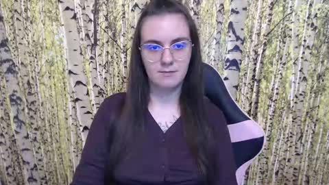 Snapshot of oliviasager chatting on November 3, 7:37 pm Mistress Olivia online show from November 3, 7:37 pm