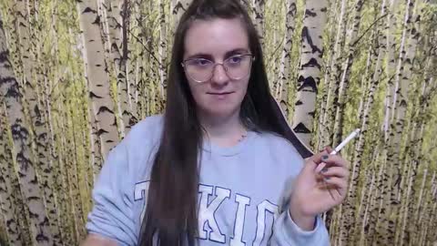 Snapshot of oliviasager chatting on November 4, 9:25 pm Mistress Olivia online show from November 4, 9:25 pm