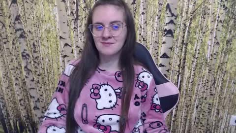 Snapshot of oliviasager chatting on November 16, 5:07 pm Mistress Olivia online show from November 16, 5:07 pm