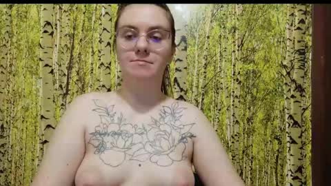 Snapshot of oliviasager chatting on April 24, 8:33 pm Mistress Olivia online show from April 24, 8:33 pm