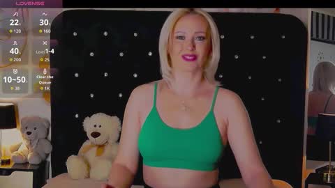 Olivia online show from January 11, 9:53 pm