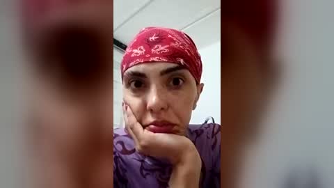 Snapshot of oliviazalabaria chatting on July 23, 8:12 am oliviazalabaria online show from July 23, 8:12 am