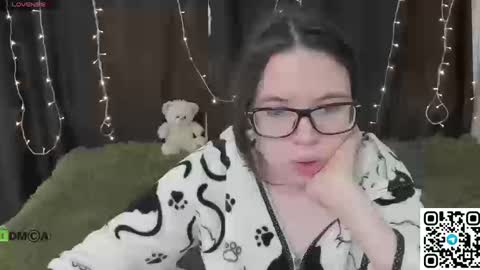 Ollie online show from March 12, 8:09 am