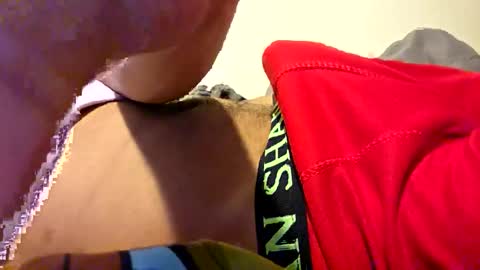 Snapshot of olliebennit chatting on April 18, 2:37 am Ollie online show from April 18, 2:37 am