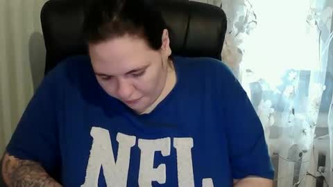 OlyaAndNetty online show from October 23, 12:37 pm