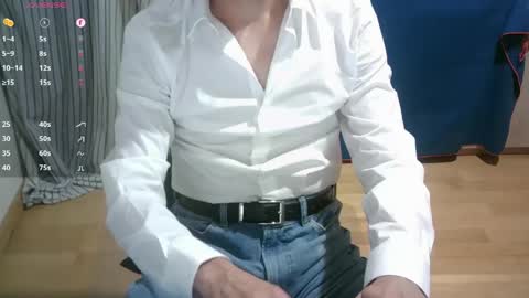 Snapshot of omar87ram chatting on April 19, 6:10 pm Omar online show from April 19, 6:10 pm