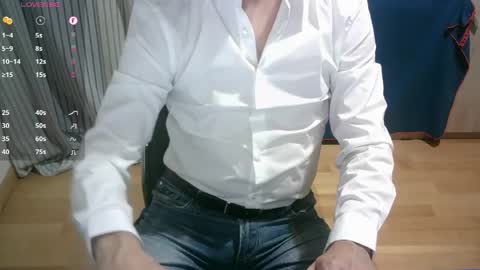 Snapshot of omar87ram chatting on May 23, 3:38 pm Omar online show from May 23, 3:38 pm