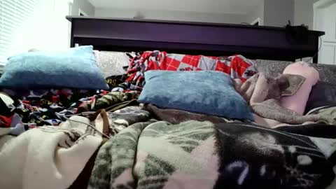 Omar online show from March 6, 2:02 pm