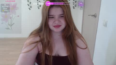Snapshot of omellyoo chatting on May 27, 7:27 am MellY online show from May 27, 7:27 am