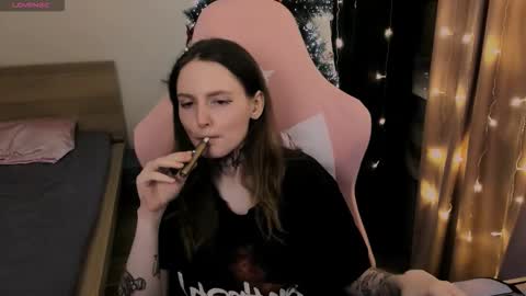 on_yxxx online show from December 17, 4:46 pm