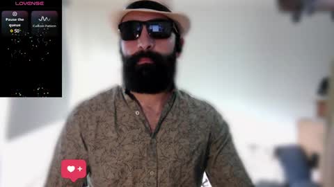 ona nisme online show from March 9, 3:05 pm