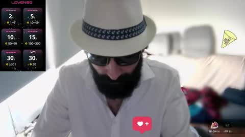 ona nisme online show from November 21, 1:43 pm