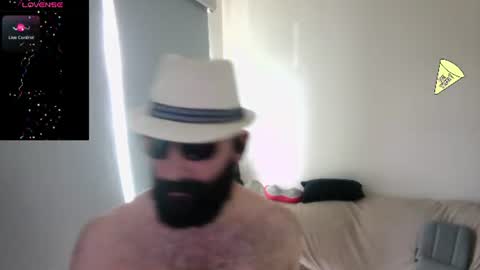 Snapshot of ona_nisme chatting on June 21, 3:58 pm ona nisme online show from June 21, 3:58 pm